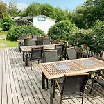 Semesterbostad övernäsgården Gästhem *